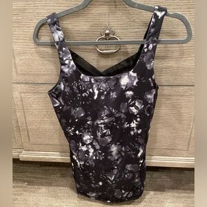 Lululemon Tank With Mesh Detail Size 6